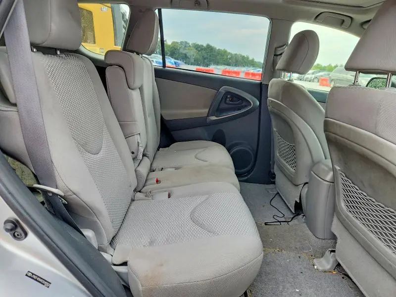 2012 TOYOTA RAV4 BASE  