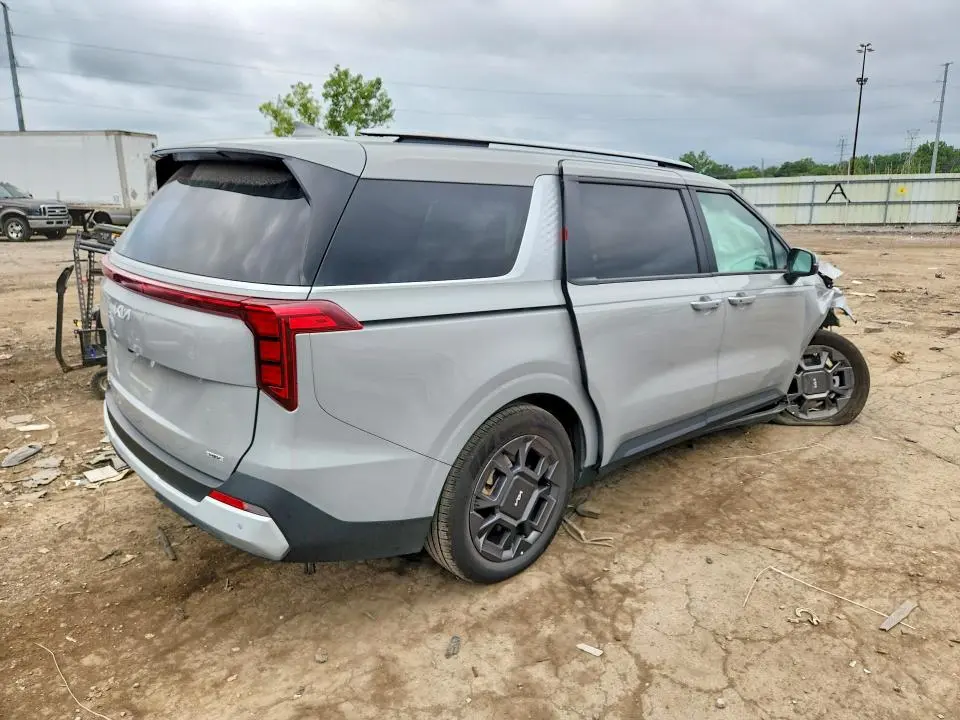 2026 KIA CARNIVAL EX  