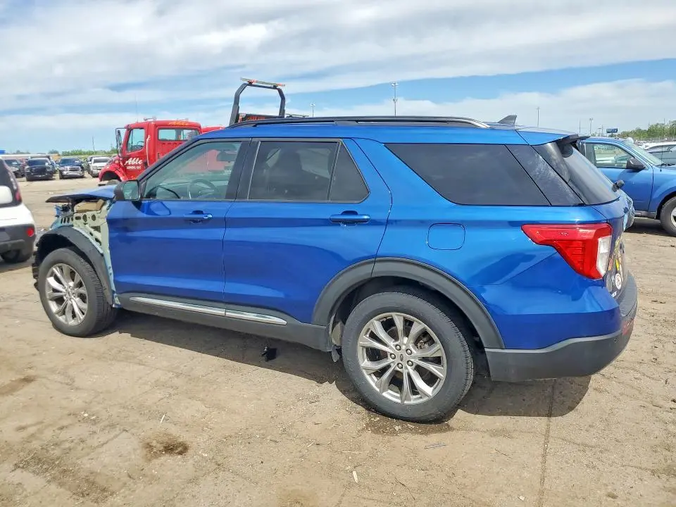 2021 FORD EXPLORER XLT  