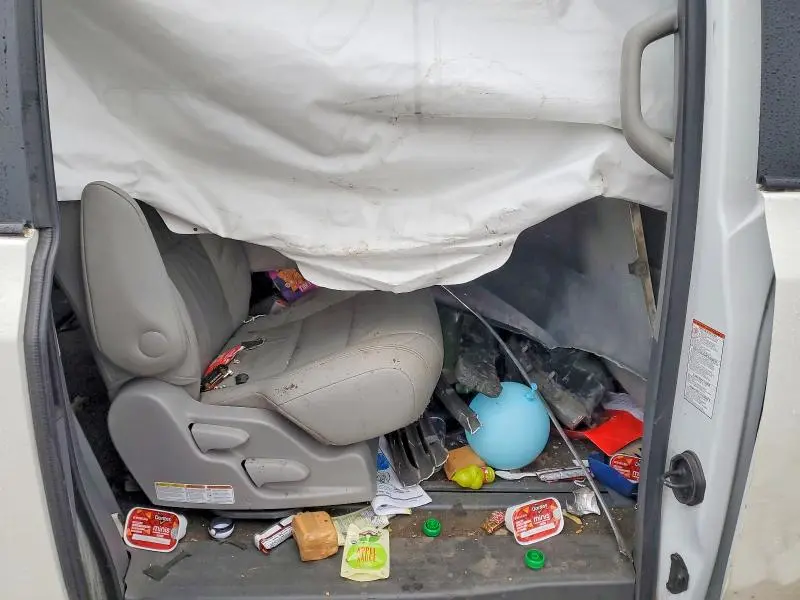 2017 TOYOTA SIENNA   