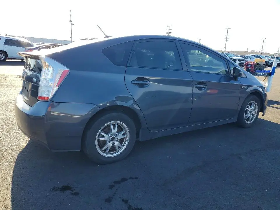 2011 TOYOTA PRIUS TWO  