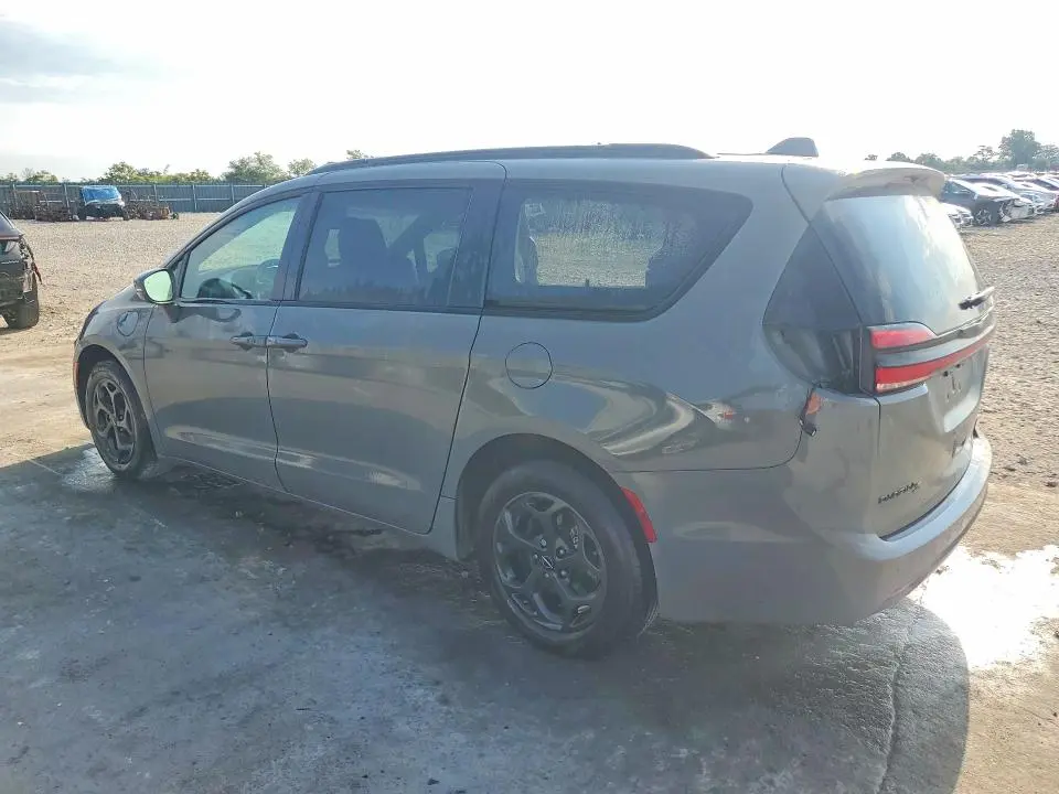 2021 CHRYSLER PACIFICA HYBRID LIMITED  