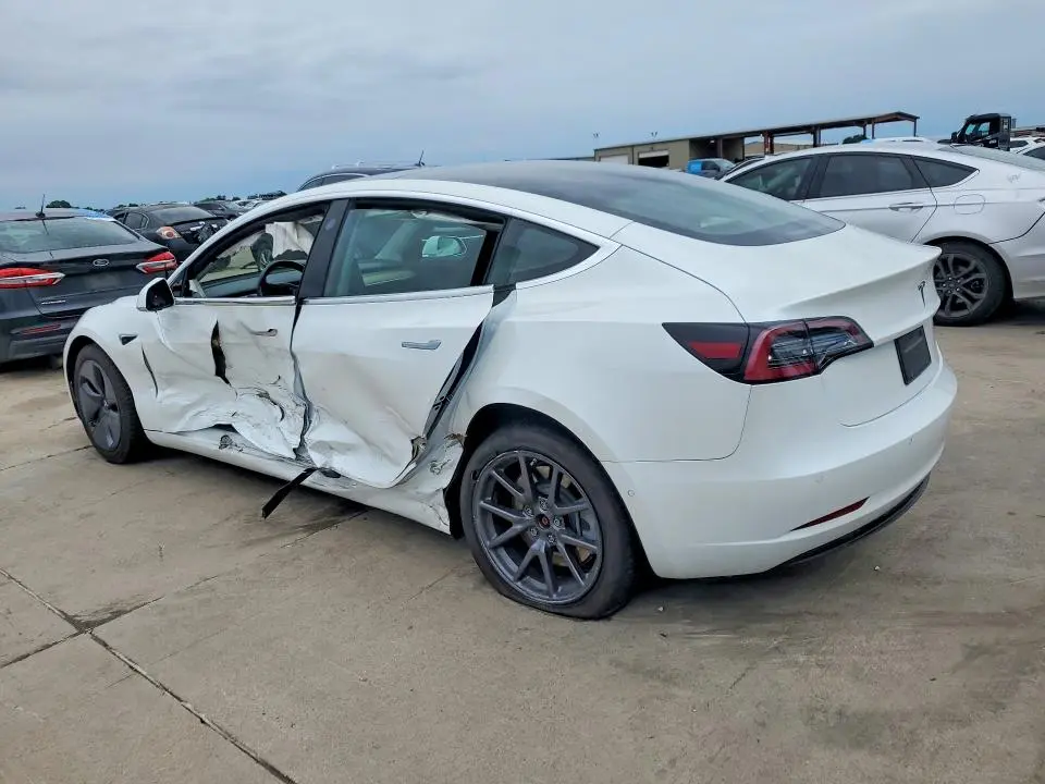 2019 TESLA MODEL 3   