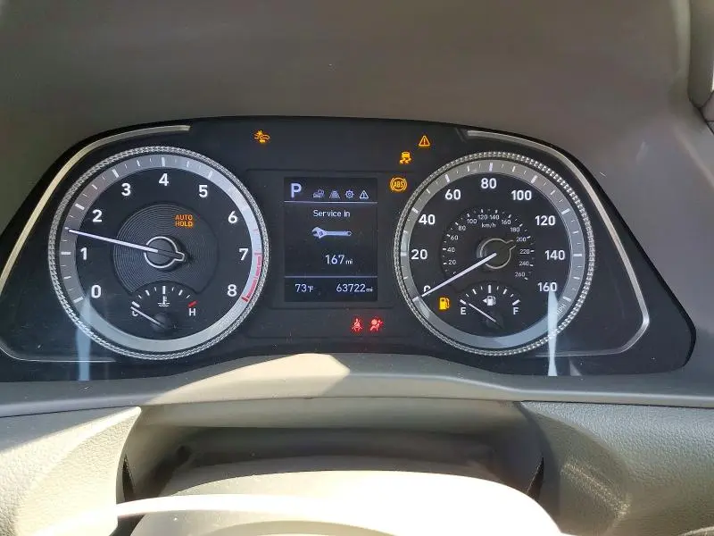 2022 HYUNDAI SONATA SE  