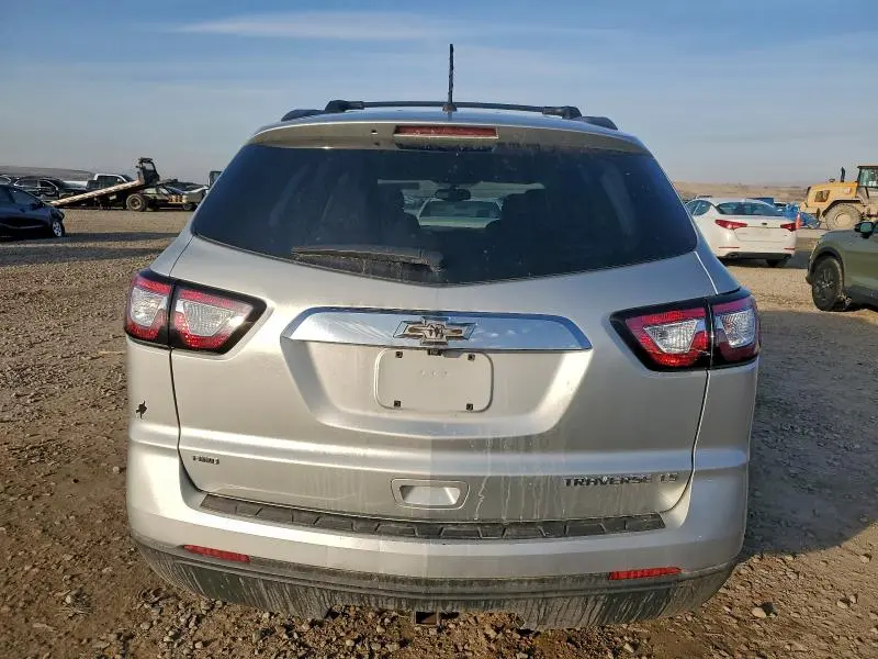 2013 CHEVROLET TRAVERSE LS  