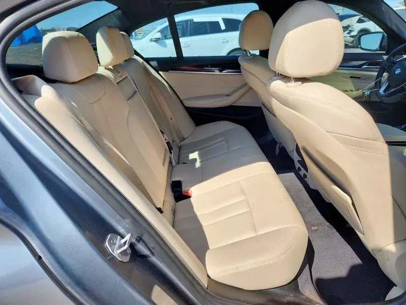 2019 BMW 530 I  