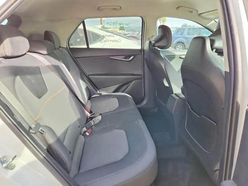 2026 KIA NIRO LX  