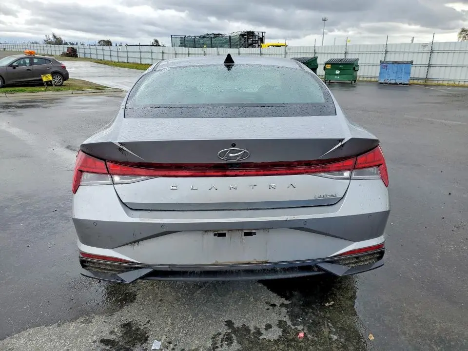 2022 HYUNDAI ELANTRA LIMITED  