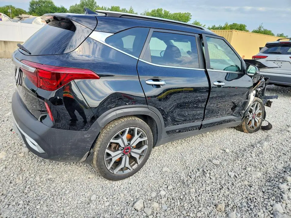 2022 KIA SELTOS SX  