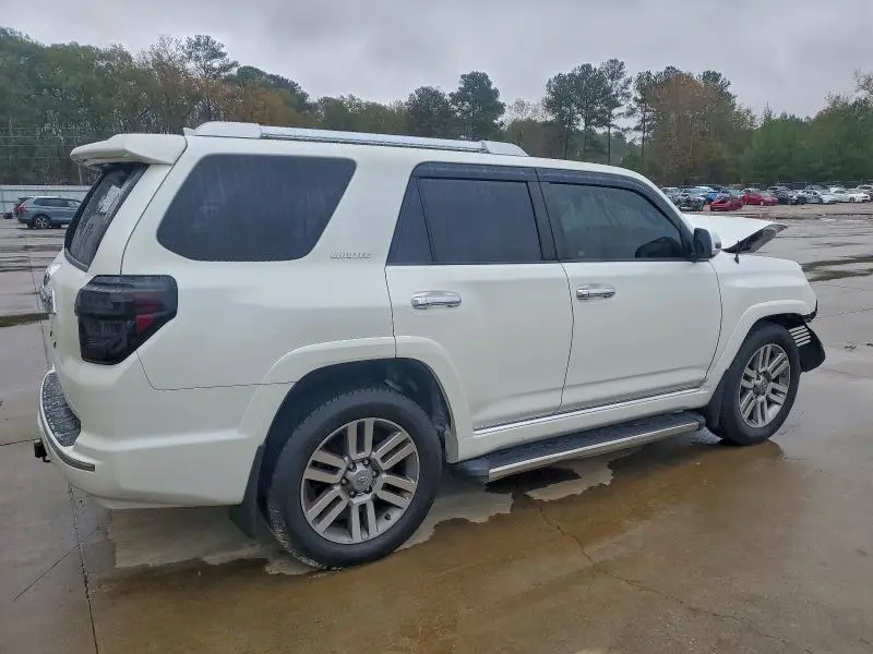 2013 TOYOTA 4RUNNER SR5  