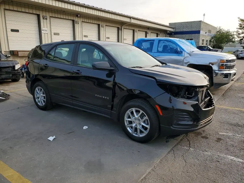 2024 CHEVROLET EQUINOX LS  