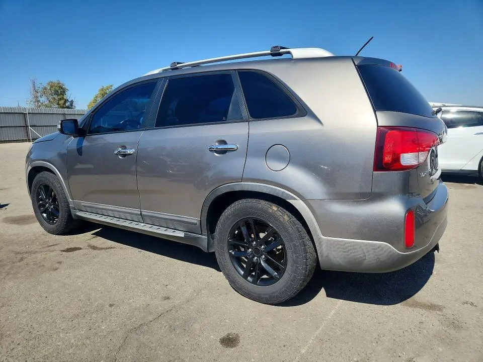 2014 KIA SORENTO LX  