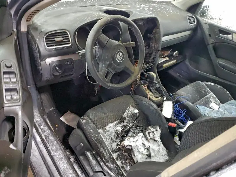 2013 VOLKSWAGEN GOLF   