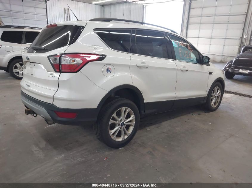 2017 FORD ESCAPE SE