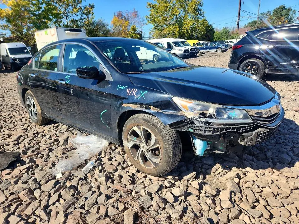 2017 HONDA ACCORD LX  