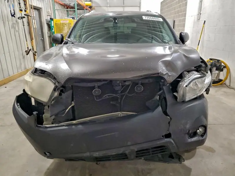 2010 TOYOTA HIGHLANDER LIMITED  