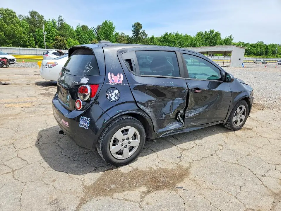 2015 CHEVROLET SONIC LS  