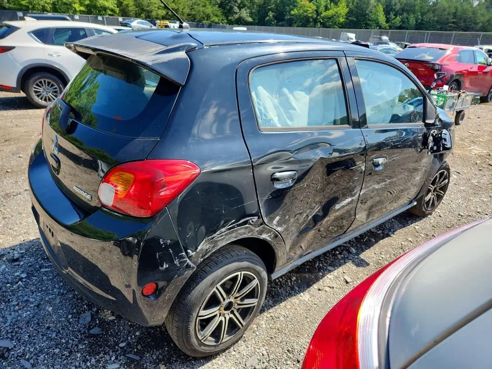 2015 MITSUBISHI MIRAGE DE  