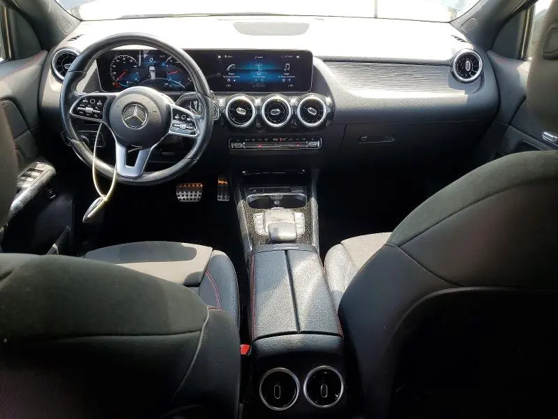 2021 MERCEDES-BENZ GLA 250 4MATIC  