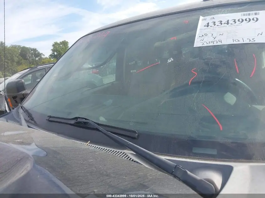 2012 FORD F-250 LARIAT