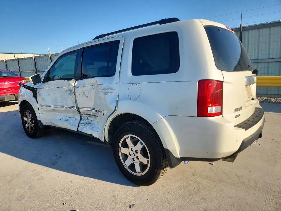 2011 HONDA PILOT TOURING  