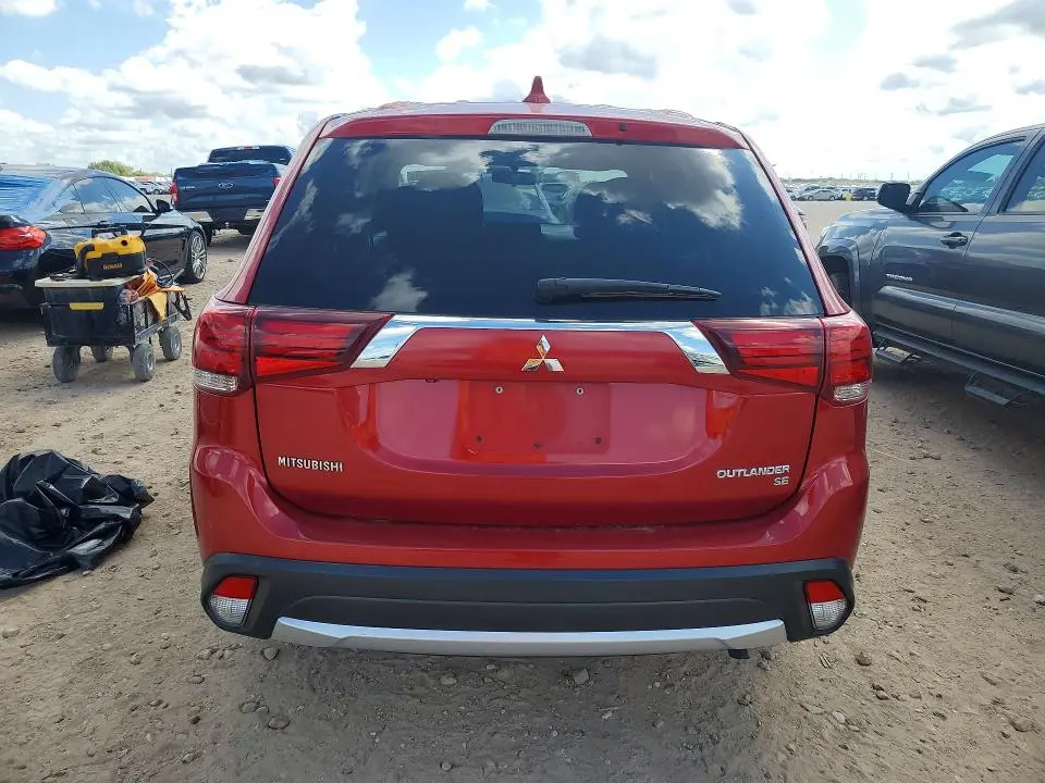 2017 MITSUBISHI OUTLANDER SE  