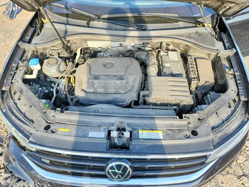 2022 VOLKSWAGEN TIGUAN SE R-LINE BLACK  