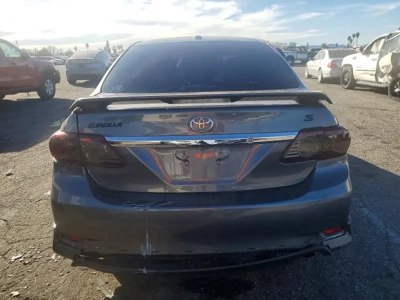 2013 TOYOTA COROLLA BASE  