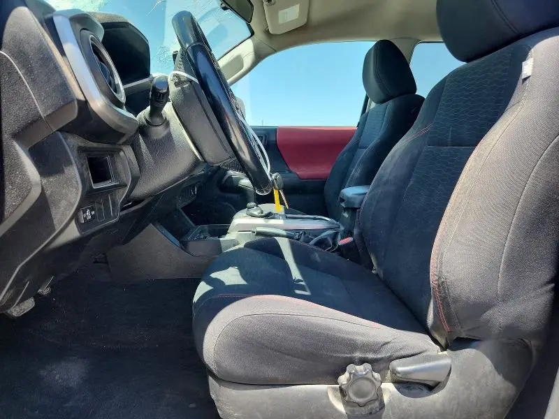 2016 TOYOTA TACOMA SR5 V6  