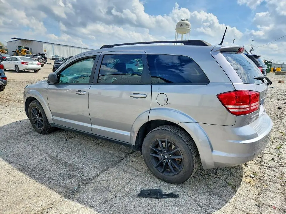 2020 DODGE JOURNEY SE  
