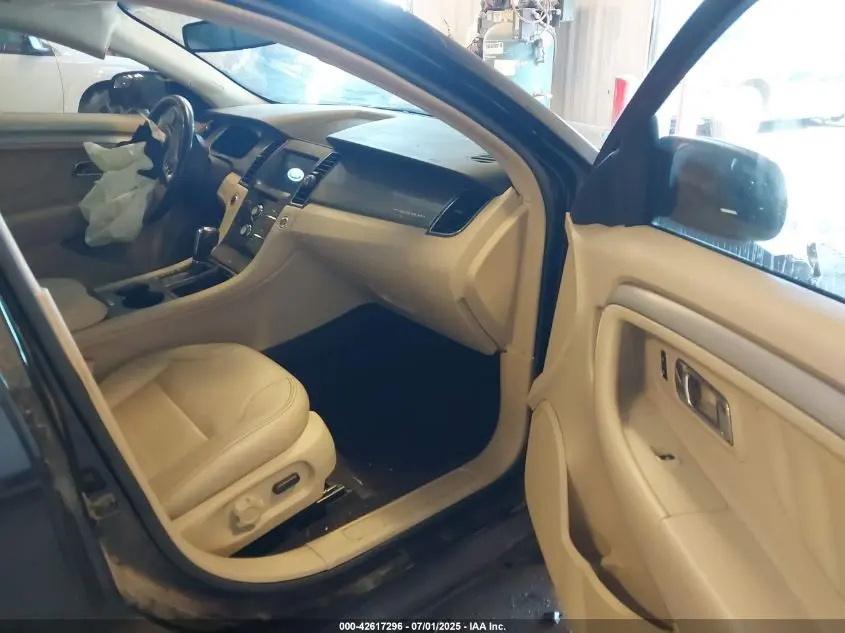 2018 FORD TAURUS SEL