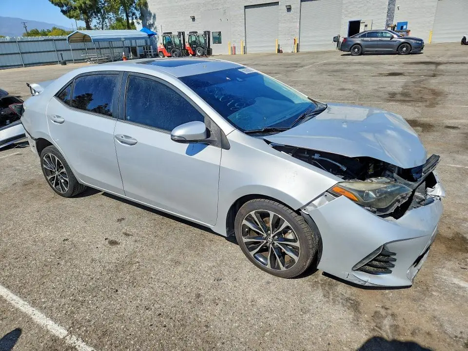 2017 TOYOTA COROLLA SE  