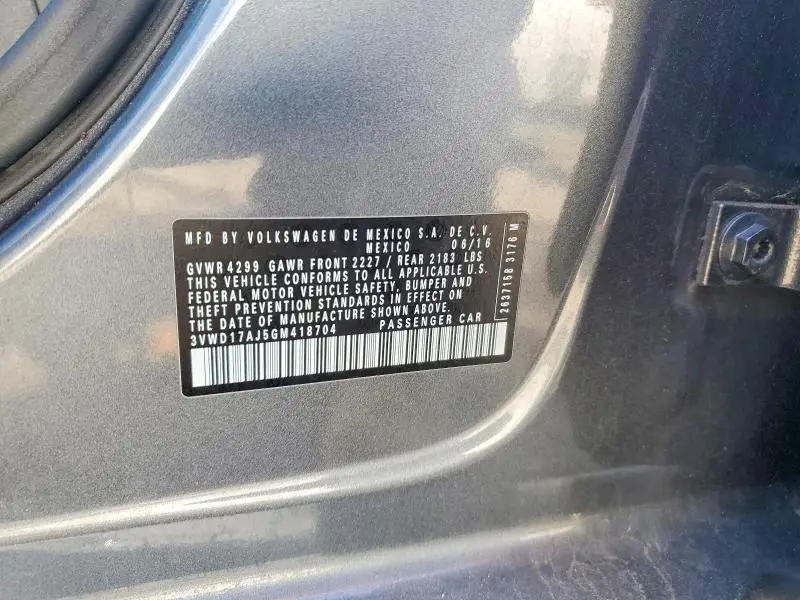 2016 VOLKSWAGEN JETTA SPORT  