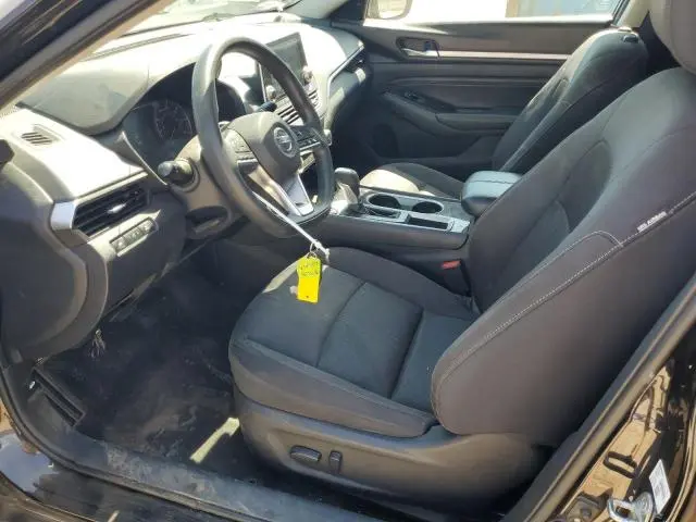 2021 NISSAN ALTIMA SV  