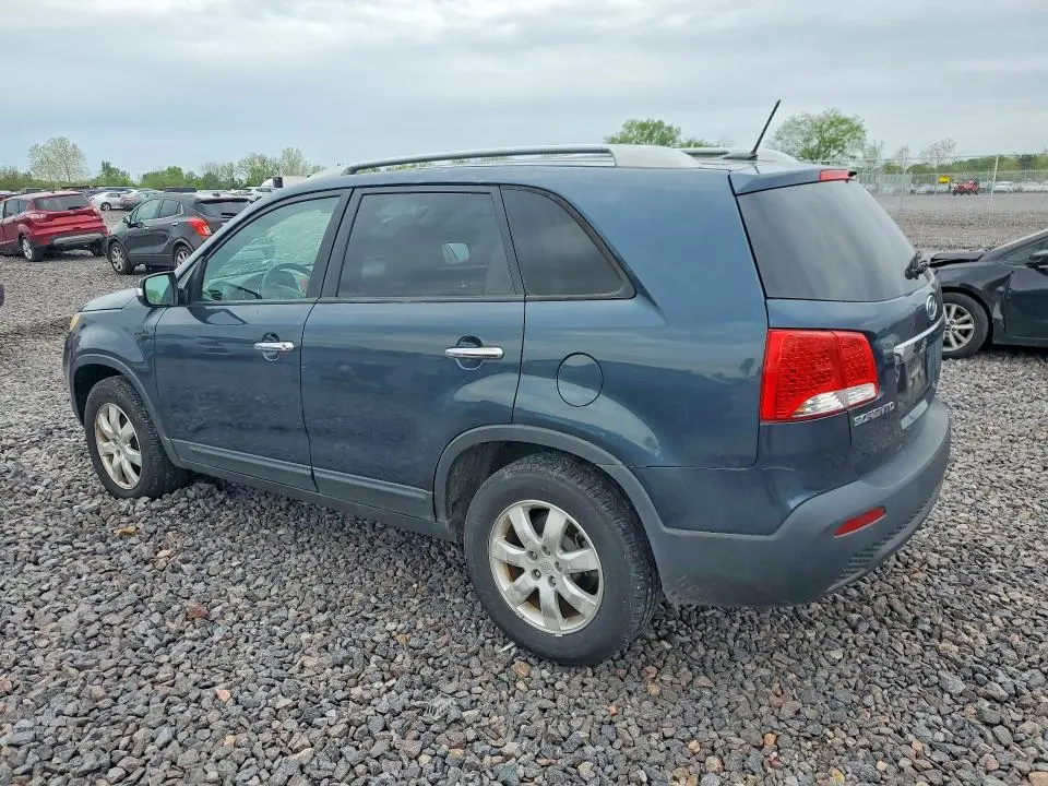 2011 KIA SORENTO LX  
