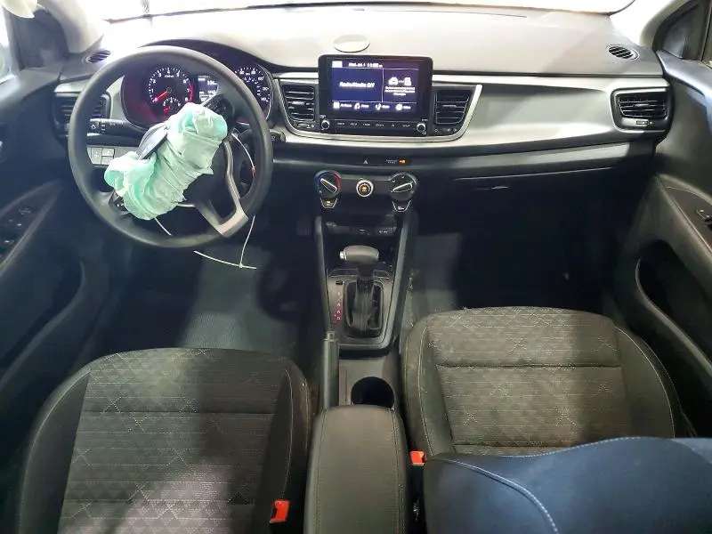 2022 KIA RIO S  