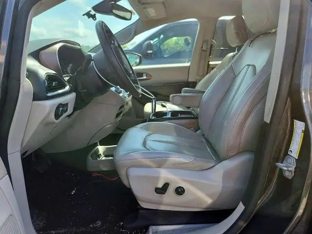 2021 CHRYSLER VOYAGER LX  