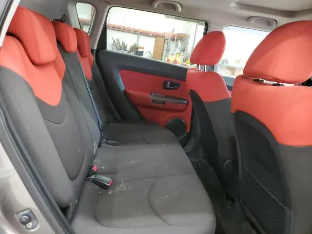 2010 KIA SOUL +  