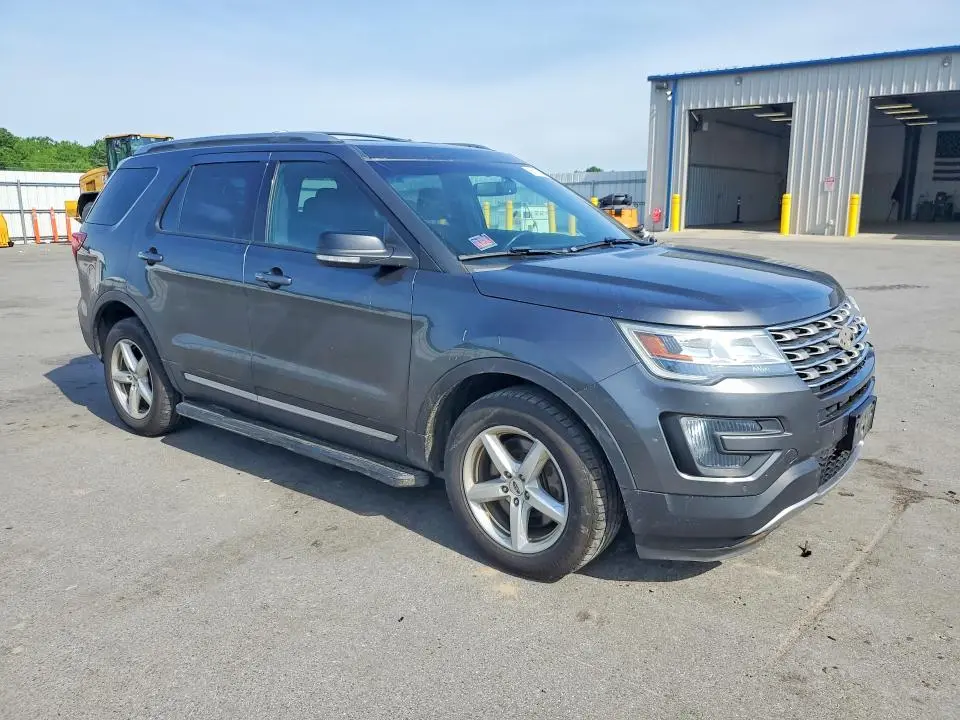 2016 FORD EXPLORER XLT  