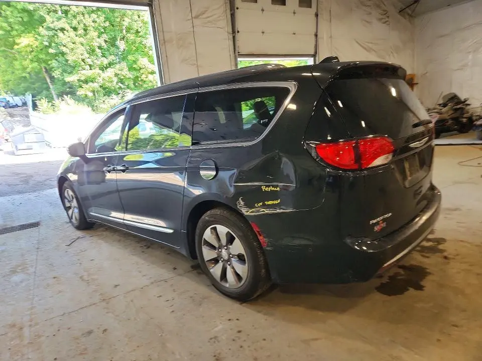 2018 CHRYSLER PACIFICA HYBRID LIMITED  