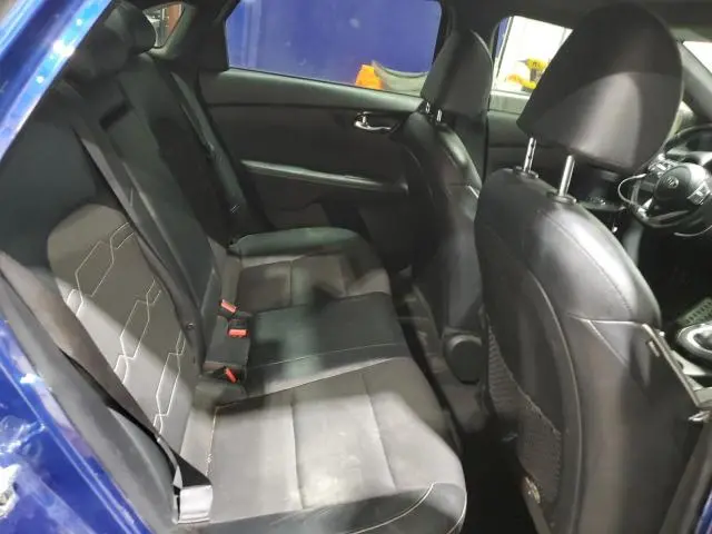 2021 KIA FORTE GT LINE  