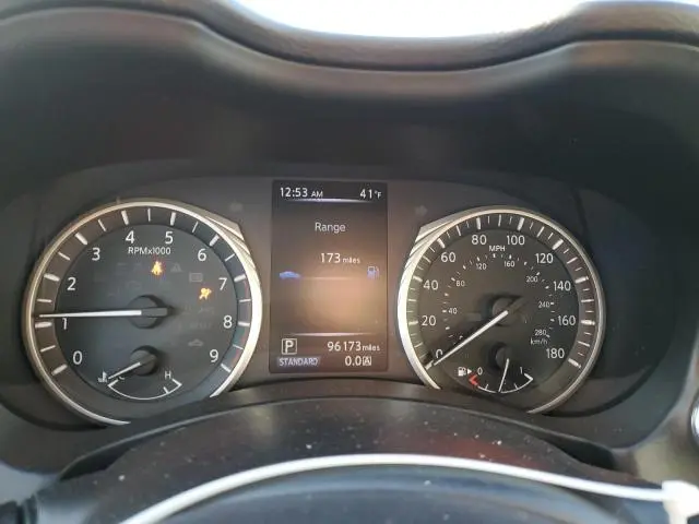 2018 INFINITI Q50 LUXE  