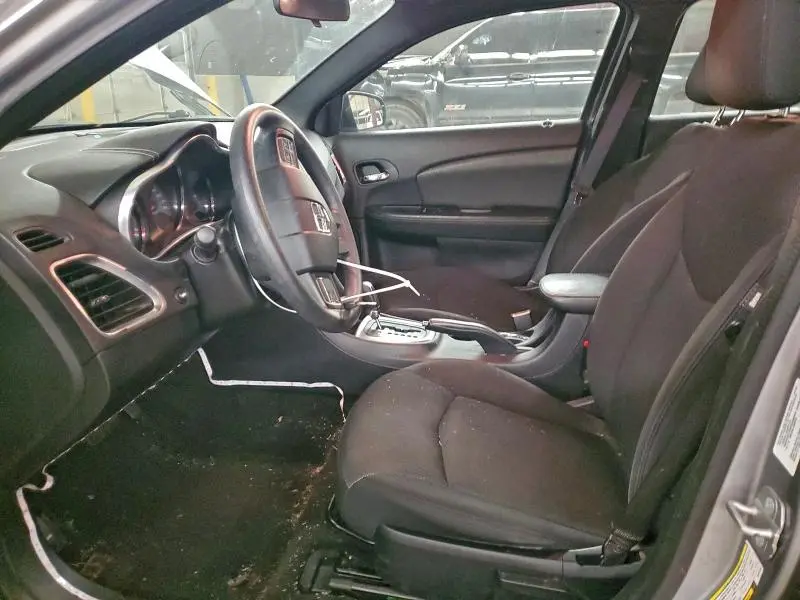 2014 DODGE AVENGER SE  