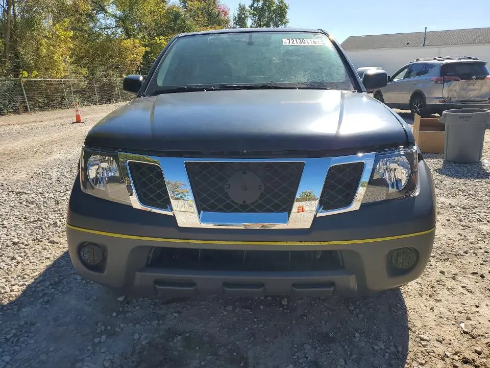 2016 NISSAN FRONTIER S  