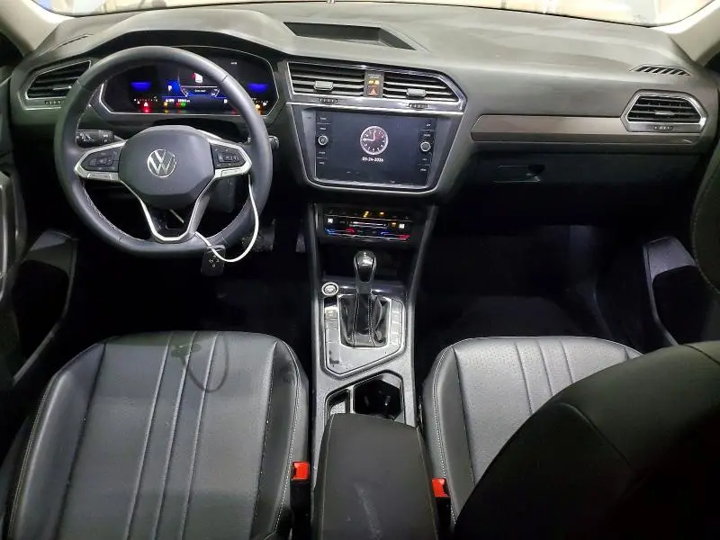 2023 VOLKSWAGEN TIGUAN SE  