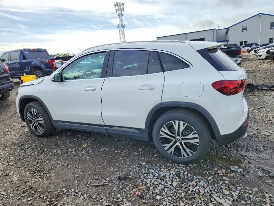 2026 MERCEDES-BENZ GLA 250 4MATIC  