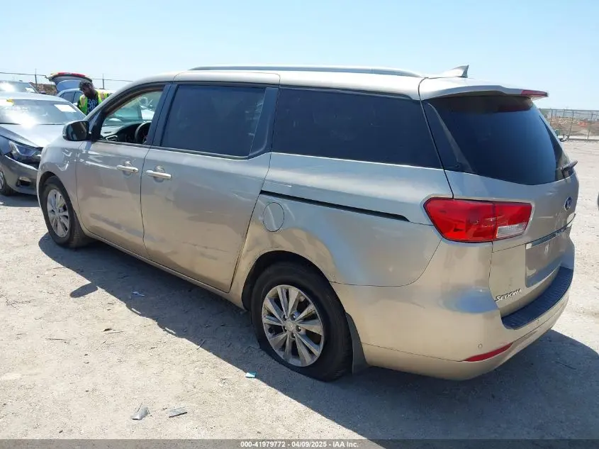 2016 KIA SEDONA LX