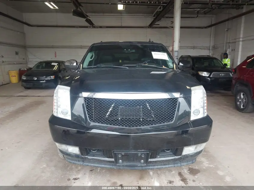 2012 CADILLAC ESCALADE STANDARD