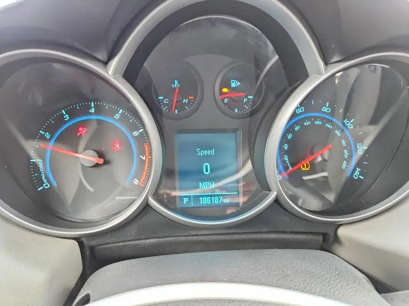 2012 CHEVROLET CRUZE LT  