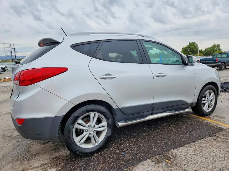 2012 HYUNDAI TUCSON GLS  